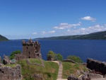 Widok na jezioro Loch Ness