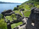 Ruiny zamku nad jeziorem Loch Ness